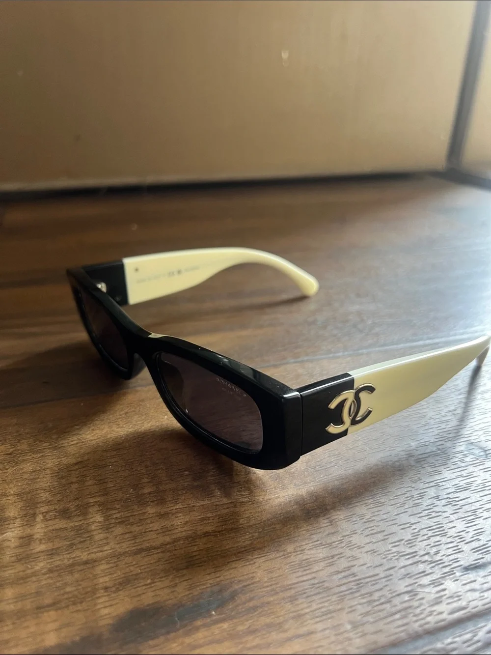 CHANEL Black Frame Sunglasses with White Temples